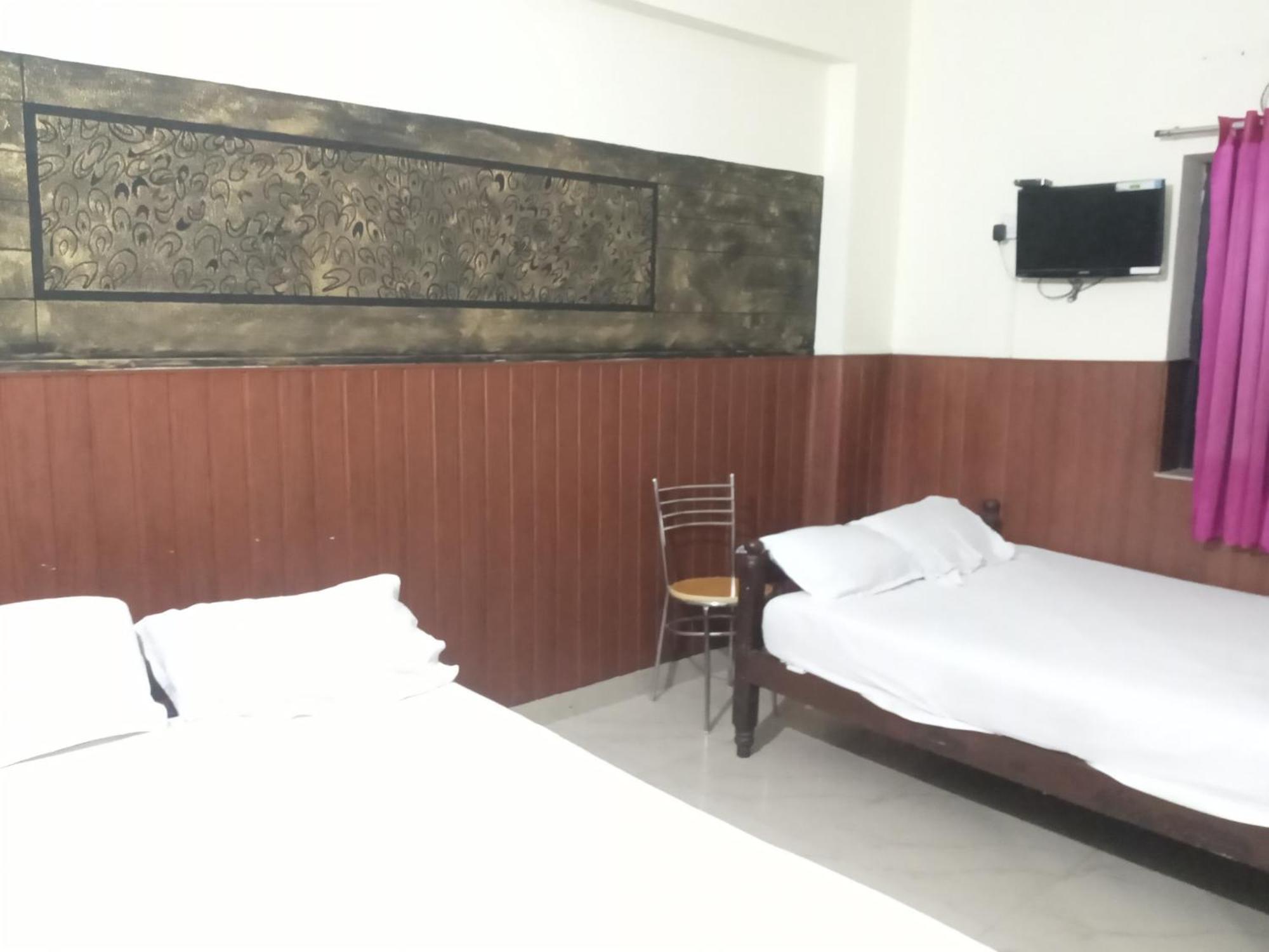 Avanti Inn Guruvāyūr エクステリア 写真