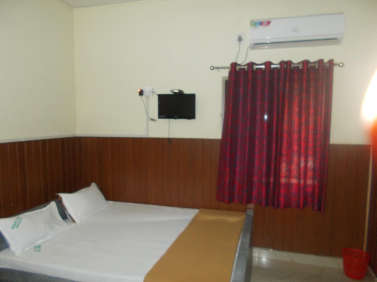 Avanti Inn Guruvāyūr エクステリア 写真
