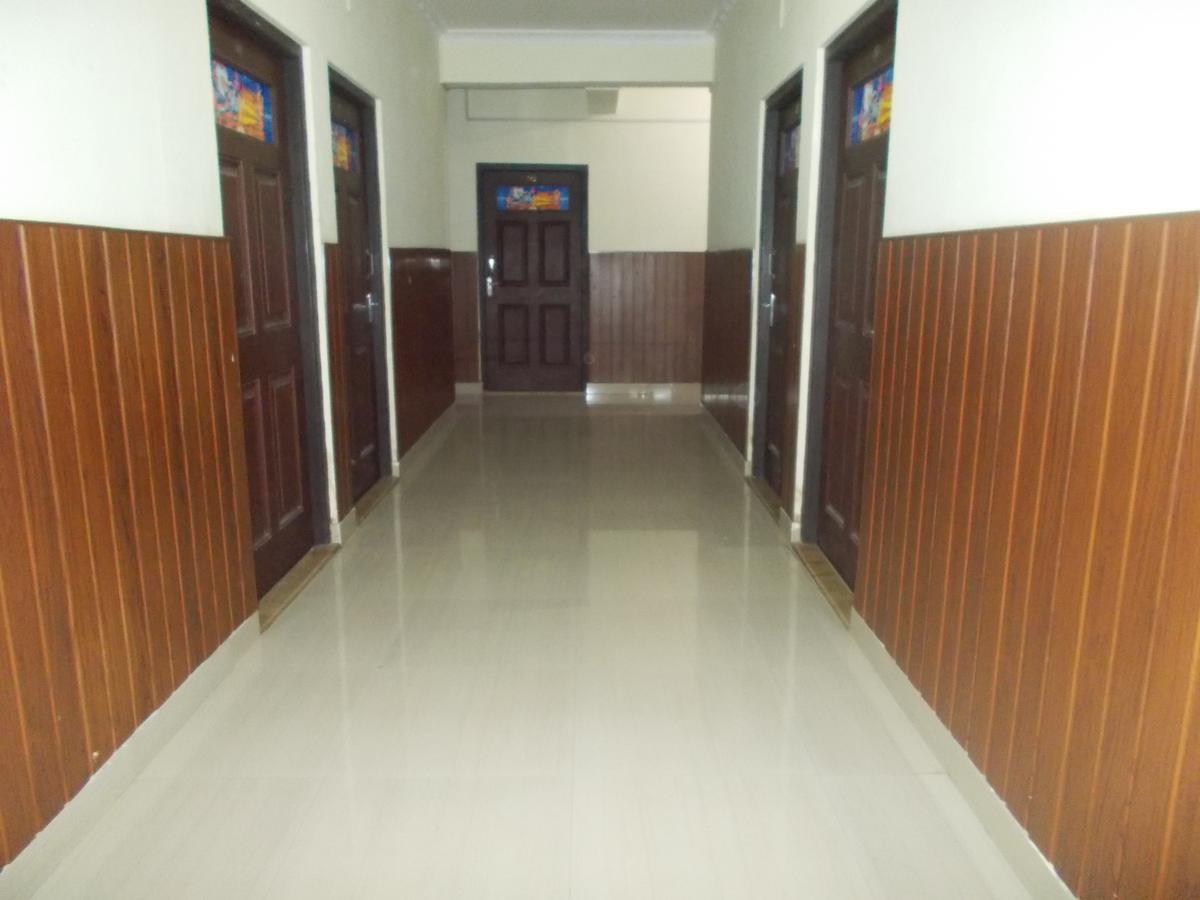 Avanti Inn Guruvāyūr エクステリア 写真
